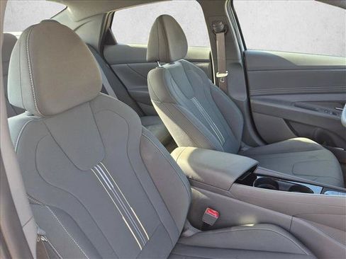 Used 2026 Hyundai Elantra SEL Sport Premium w/ Cargo Package FWD image 15