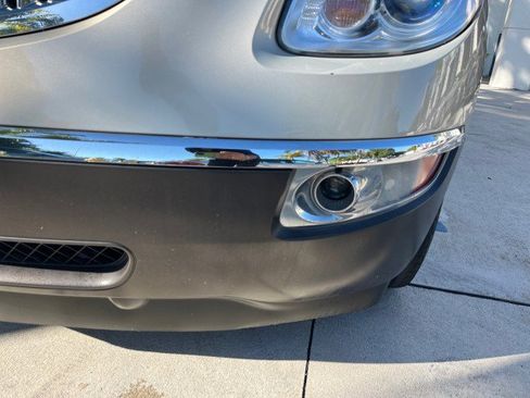 Used 2011 Buick Enclave CXL image 88