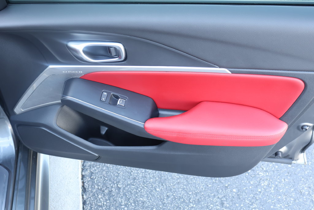 Used 2025 Acura Integra Type S FWD image 11