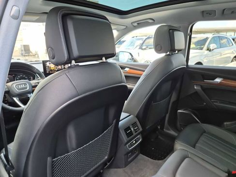 Certified 2023 Audi Q5 2.0T Premium w/ Convenience Package image 16
