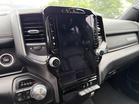 Used 2025 RAM 1500 Laramie AWD/4WD image 15
