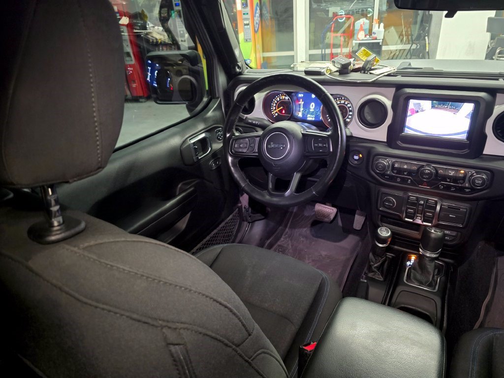 Used 2021 Jeep Wrangler Unlimited Sport AWD/4WD image 38