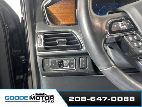 Used 2022 Lincoln Navigator L Black Label AWD/4WD image 13