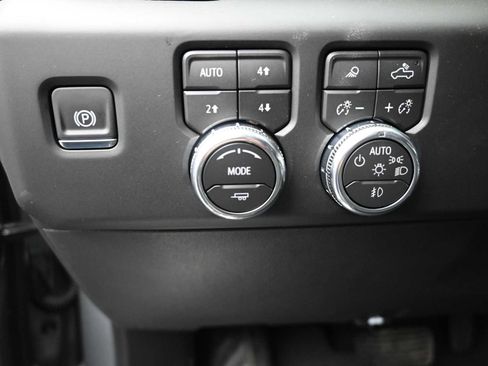 New 2026 GMC Sierra 1500 Denali w/ Denali Reserve Package image 13