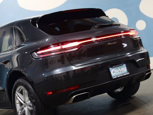 Used 2021 Porsche Macan AWD/4WD image 37
