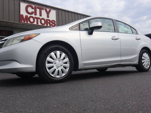 Used 2012 Honda Civic LX image 16