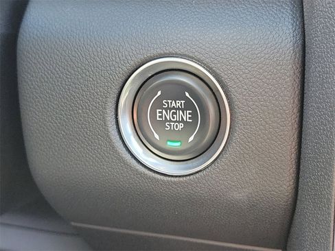 Used 2025 GMC Acadia AT4 image 16