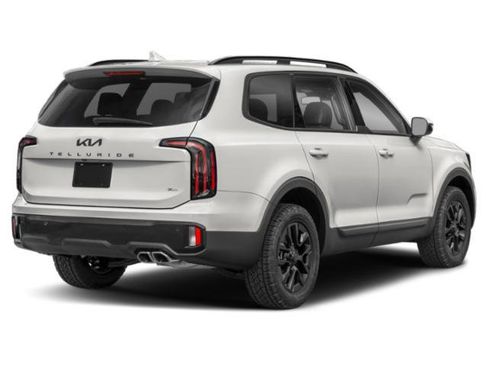 Used 2025 Kia Telluride AWD image 6