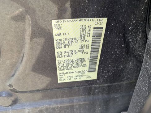 Used 2017 Nissan Titan SV image 15