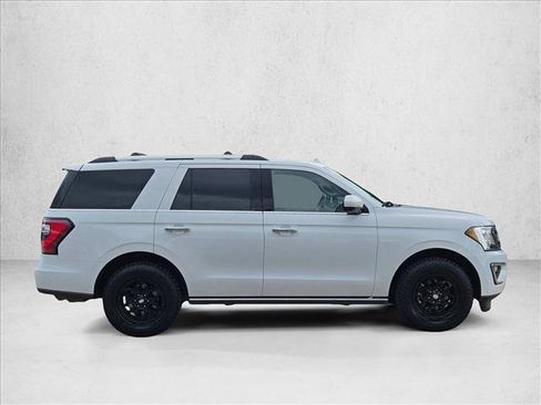 Used 2019 Ford Expedition Limited AWD/4WD image 4