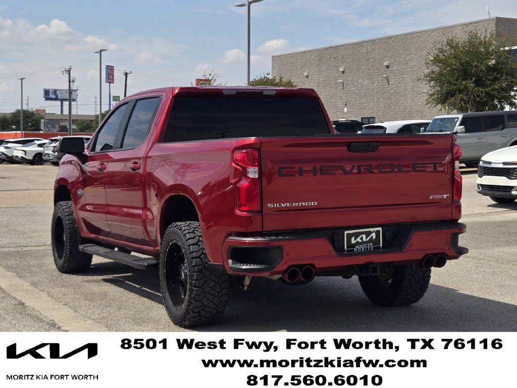 Used 2022 Chevrolet Silverado 1500 RST AWD/4WD image 3
