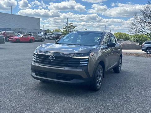 New 2026 Nissan Kicks S FWD image 8