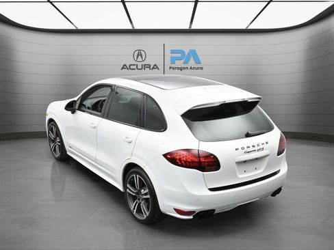 Used 2014 Porsche Cayenne GTS image 13