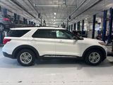 Certified 2023 Ford Explorer XLT w/ Equipment Group 202A image 4