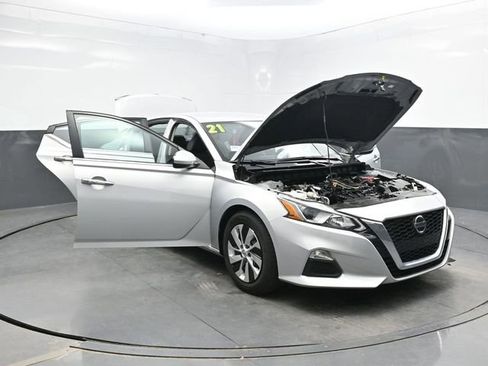 Used 2021 Nissan Altima 2.5 S image 38