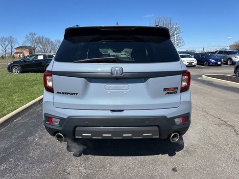 Used 2023 Honda Passport TrailSport image 10