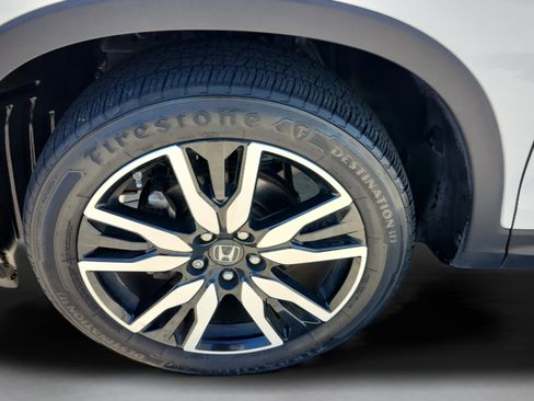 Used 2019 Honda Pilot Touring image 41