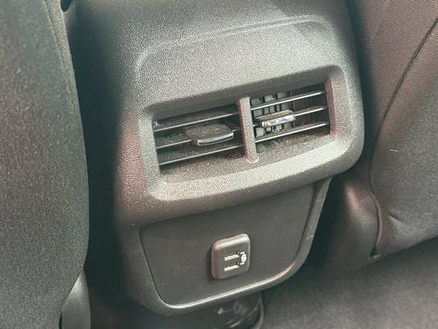 Used 2023 Chevrolet Equinox LS w/ LS Convenience Package AWD/4WD image 17