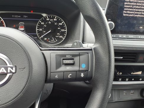 Used 2023 Nissan Rogue SV AWD/4WD image 14