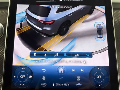 Used 2025 Mercedes-Benz GLC 350e 4MATIC w/ AMG Line image 22