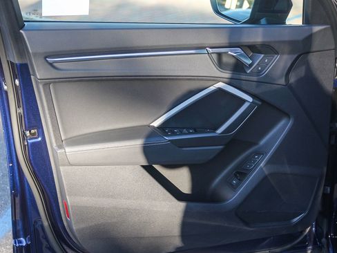 Used 2022 Audi Q3 2.0T Premium Plus w/ Premium Plus Package image 19