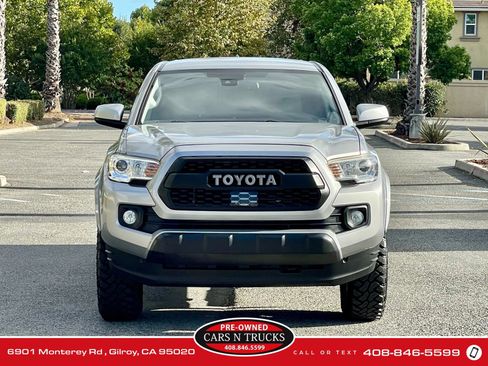 Used 2019 Toyota Tacoma SR5 image 3