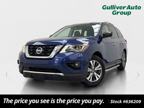 Used 2020 Nissan Pathfinder SV FWD image 1