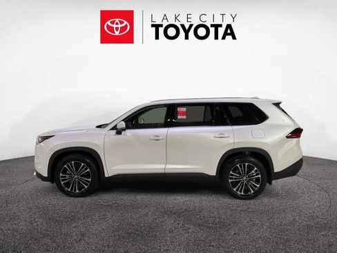 New 2026 Toyota Grand Highlander AWD Hybrid image 4