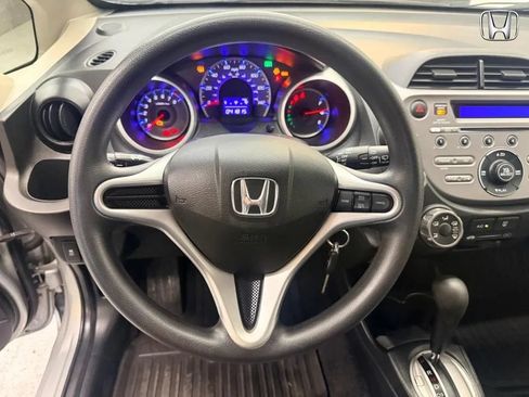 Used 2012 Honda Fit image 5