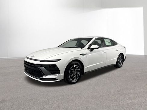 New 2026 Hyundai Sonata Blue image 2