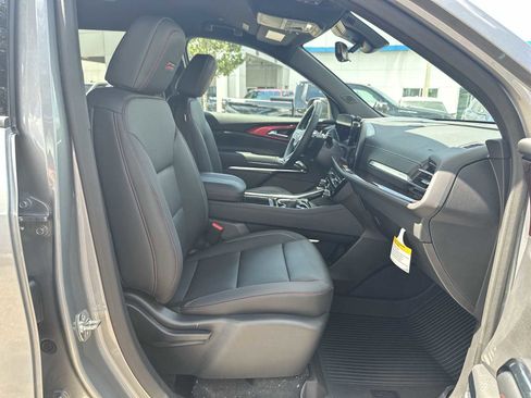 New 2026 Chevrolet Traverse Z71 w/ Enhanced Driving Package AWD/4WD image 19