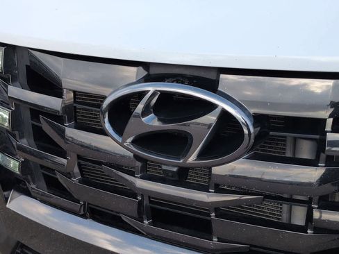 Used 2022 Hyundai Santa Cruz Limited w/ Cargo Package image 11