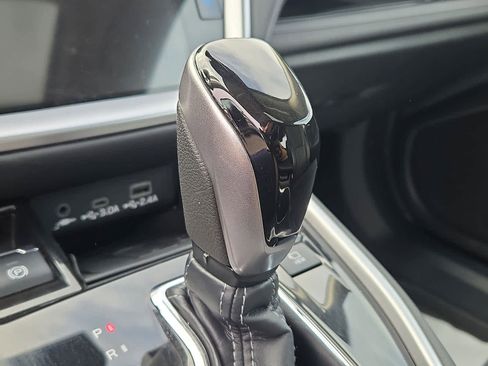 Used 2023 Subaru Legacy Touring XT image 17