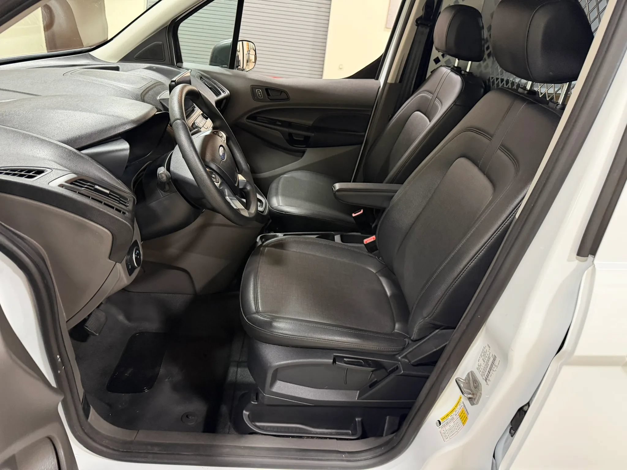 Used 2022 Ford Transit Connect XL FWD image 40