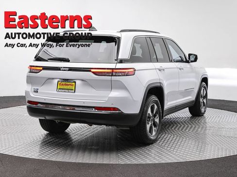 Used 2024 Jeep Grand Cherokee Limited 4xe AWD/4WD image 5