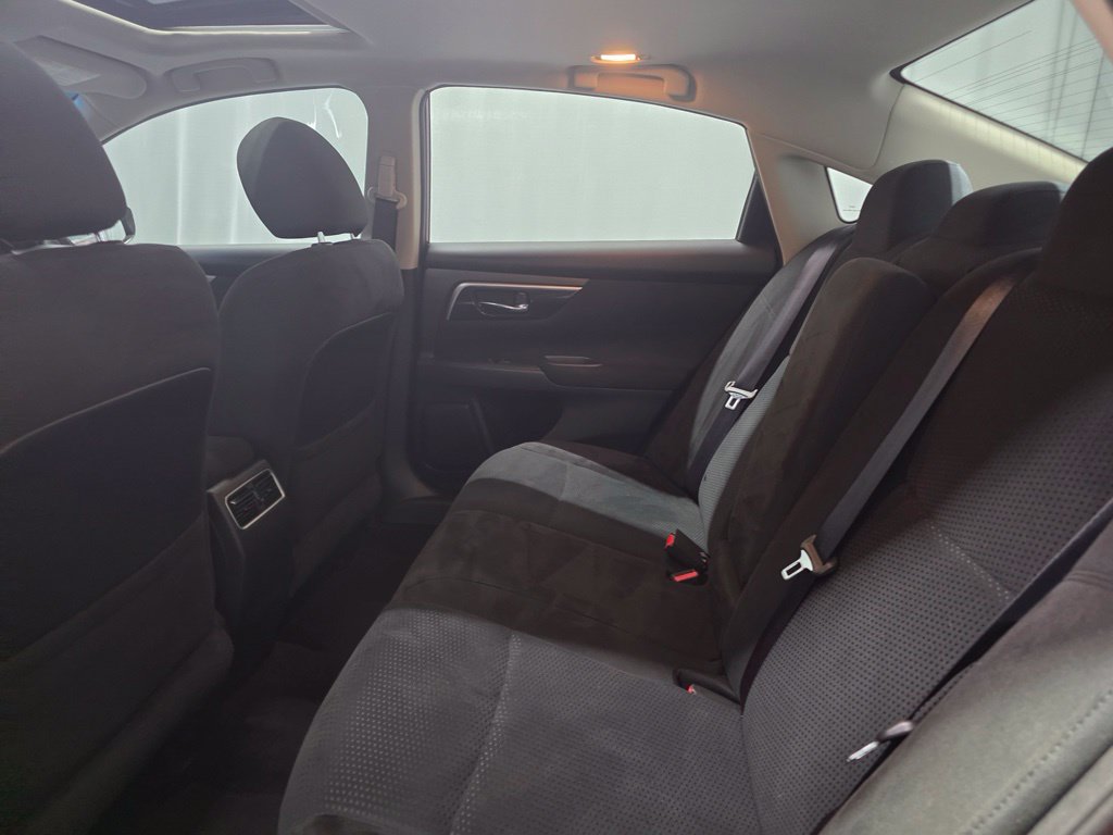 Used 2014 Nissan Altima 2.5 SV w/ Convenience Package FWD image 14