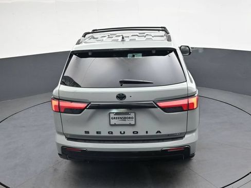 Used 2025 Toyota Sequoia Platinum AWD/4WD image 26
