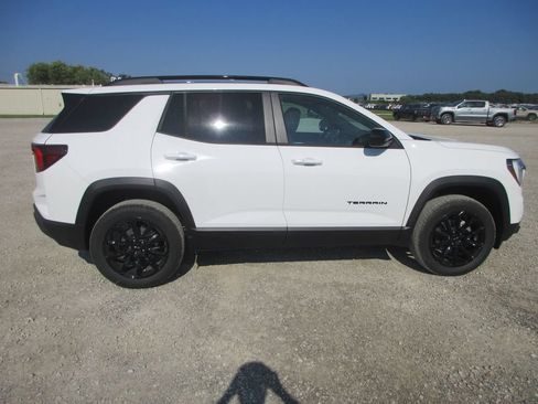 New 2027 GMC Terrain Elevation w/ Black Edition FWD image 3