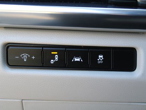 Certified 2022 Kia Telluride S image 25