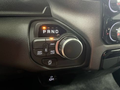 New 2026 RAM 1500 Express AWD/4WD image 17