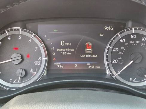 Used 2023 Toyota Highlander XSE AWD/4WD image 33