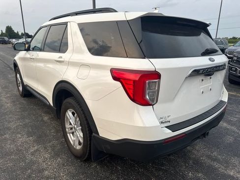 Used 2020 Ford Explorer XLT w/ Comfort Package AWD/4WD image 5