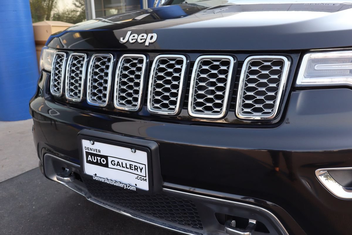 Used 2019 Jeep Grand Cherokee Overland AWD/4WD image 28
