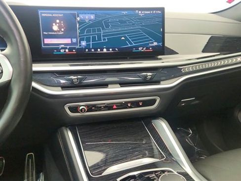Used 2024 BMW X6 xDrive40i w/ Premium Package image 46