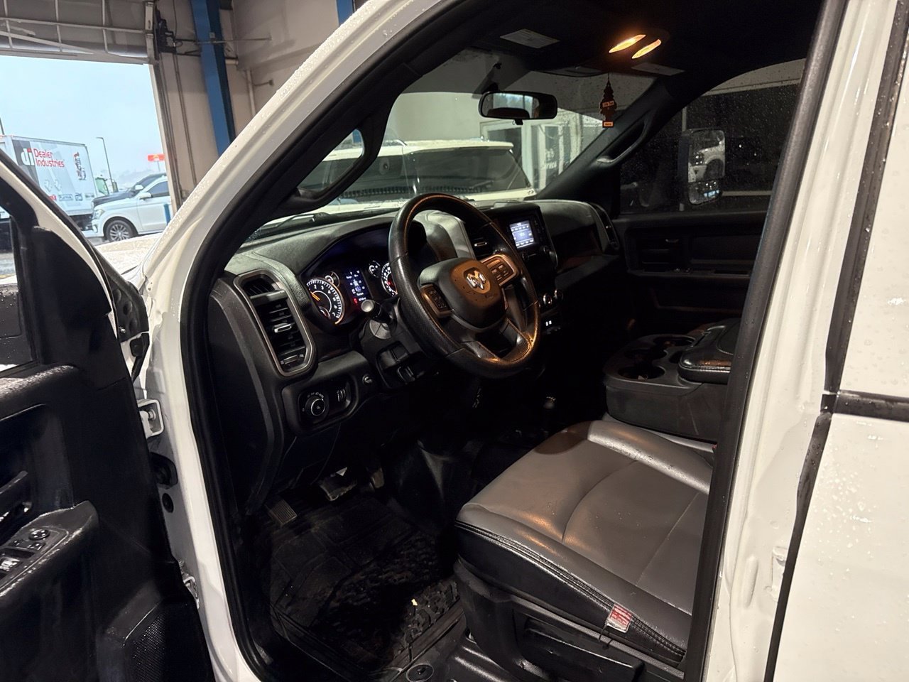 Used 2022 RAM 2500 Tradesman AWD/4WD image 20