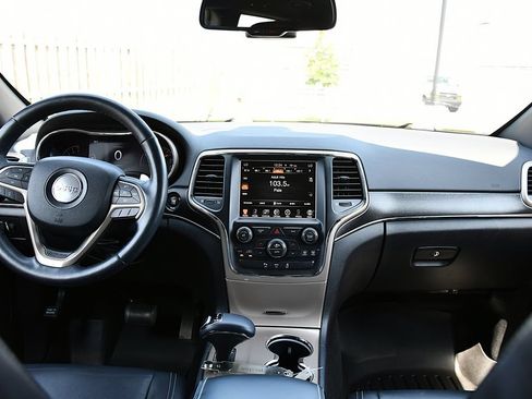 Used 2015 Jeep Grand Cherokee Limited AWD/4WD image 29