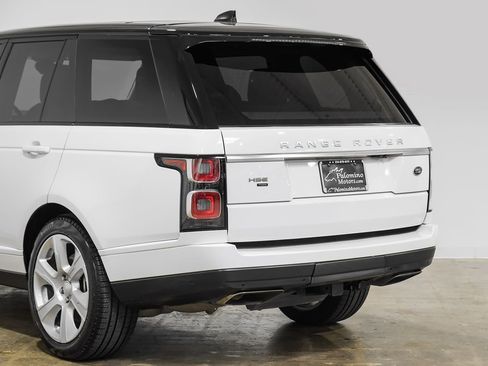 Used 2020 Land Rover Range Rover HSE image 14