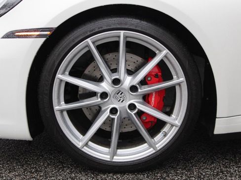 Used 2021 Porsche 911 Carrera 4S image 15