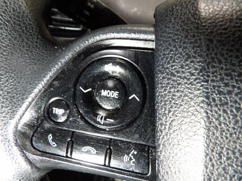 Used 2019 Toyota Prius LE FWD image 18