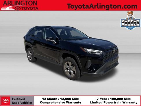 Used 2025 Toyota RAV4 XLE AWD/4WD image 1
